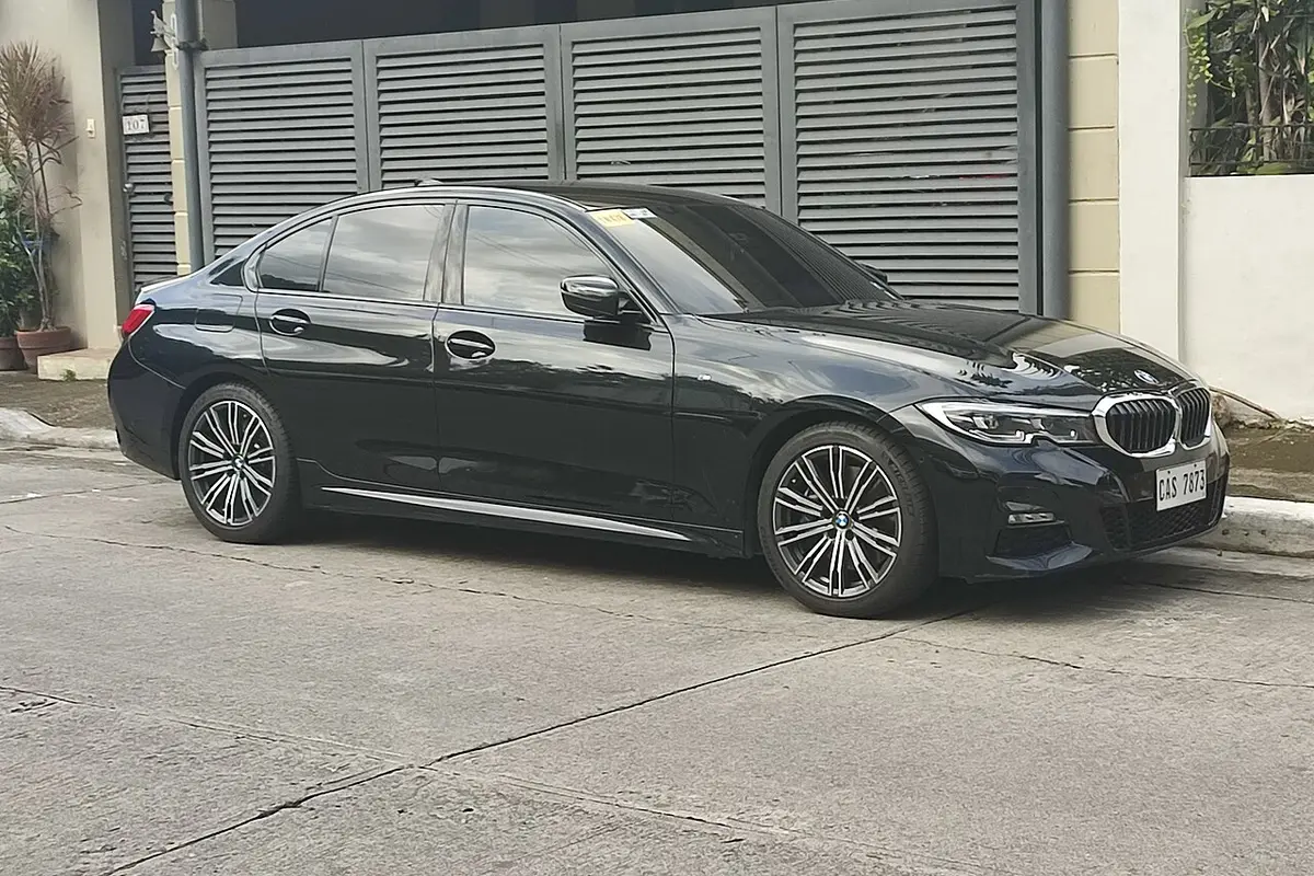 BMW 330i M Sport · Frente tres cuartos