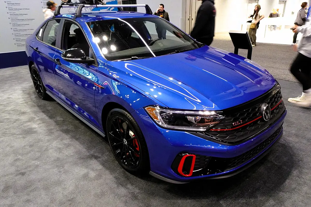 Volkswagen Vento GLI · Frente tres cuartos