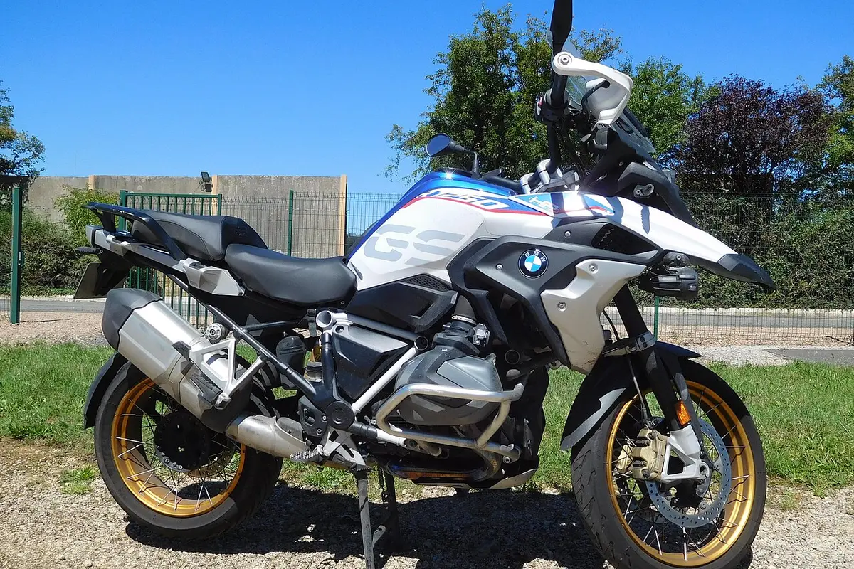 BMW R 1250 GS · Lateral